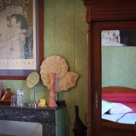 Aveyron D'hotes Guest house 4*